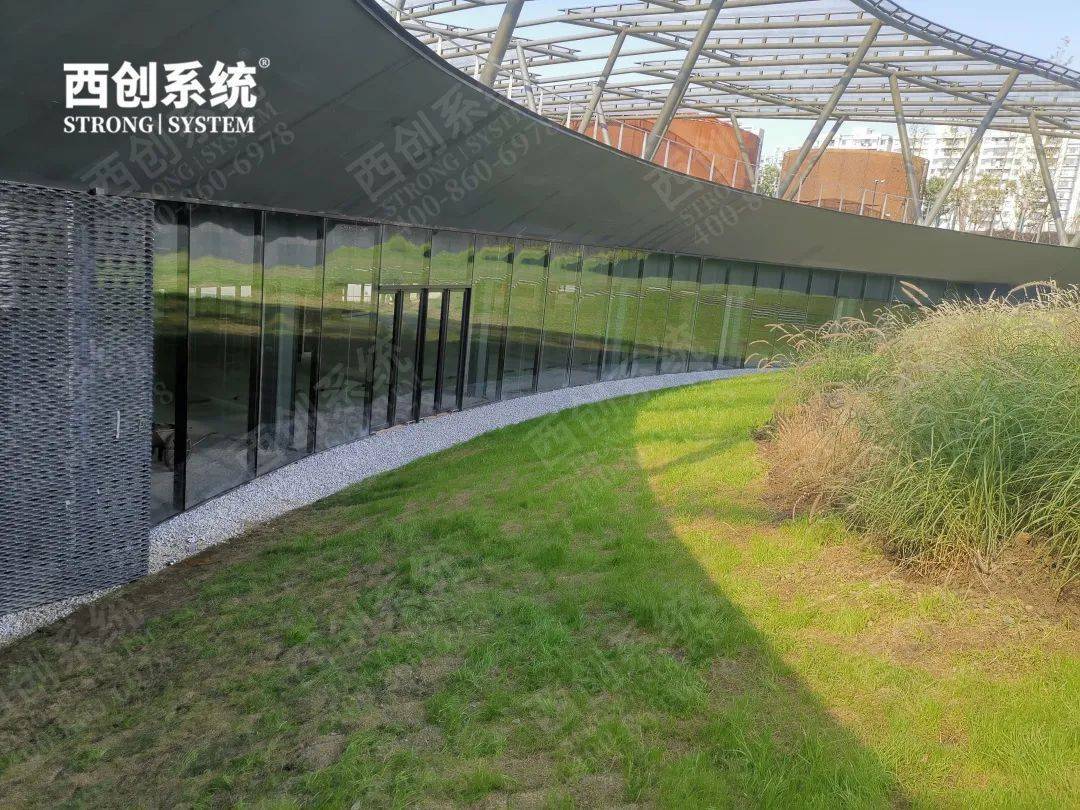 什么是“高強(qiáng)而輕質(zhì)”的幕墻精致鋼型材？精致鋼有什么應(yīng)用優(yōu)
